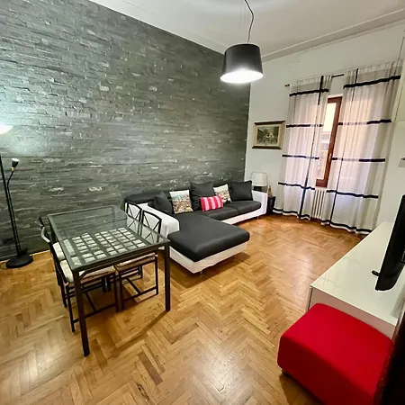 Lungarno Apartment Florence